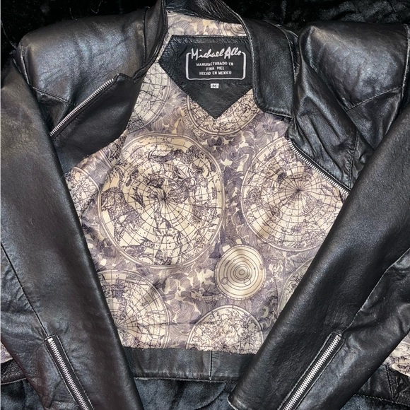 cropped leather jackettt, made in mexico. - Picture 8 of 11